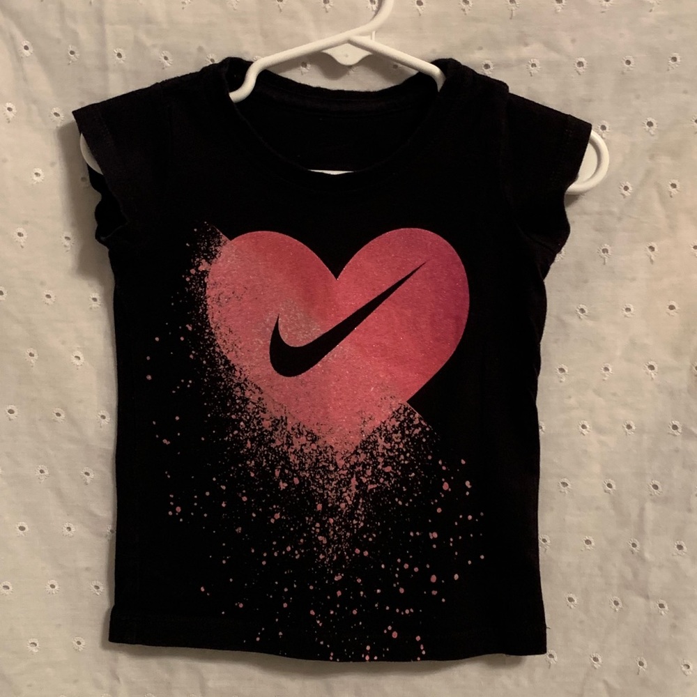 Nike 2T shirt